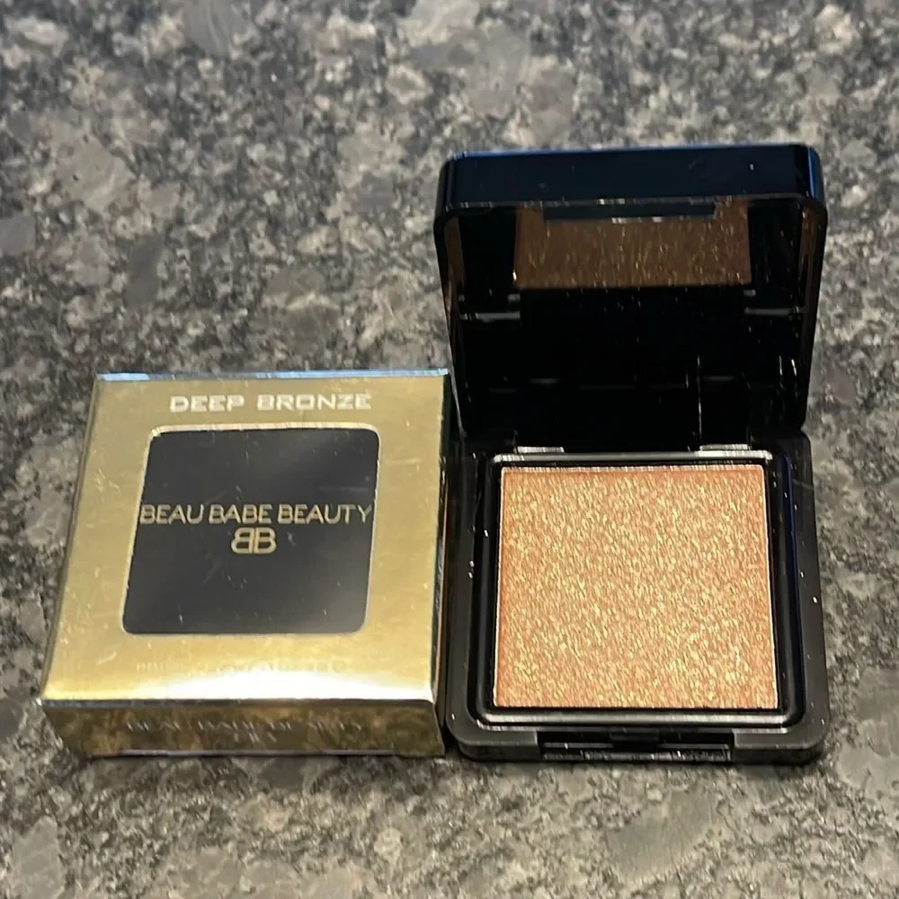 Beau Babe Bronzer in Deep Bronze - here we come Spring! ☀️☀️